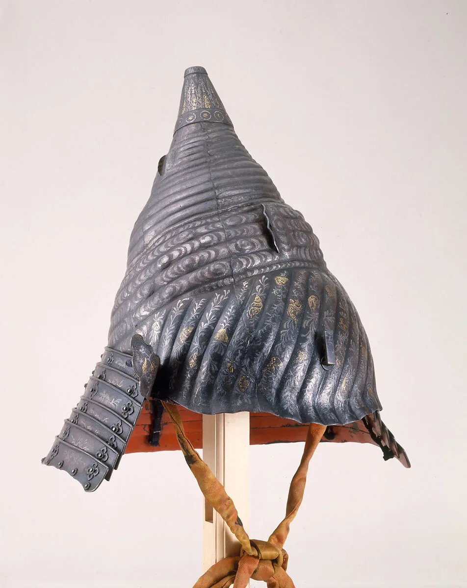 Helmet in the Shape of a Sea Conch — Unknown