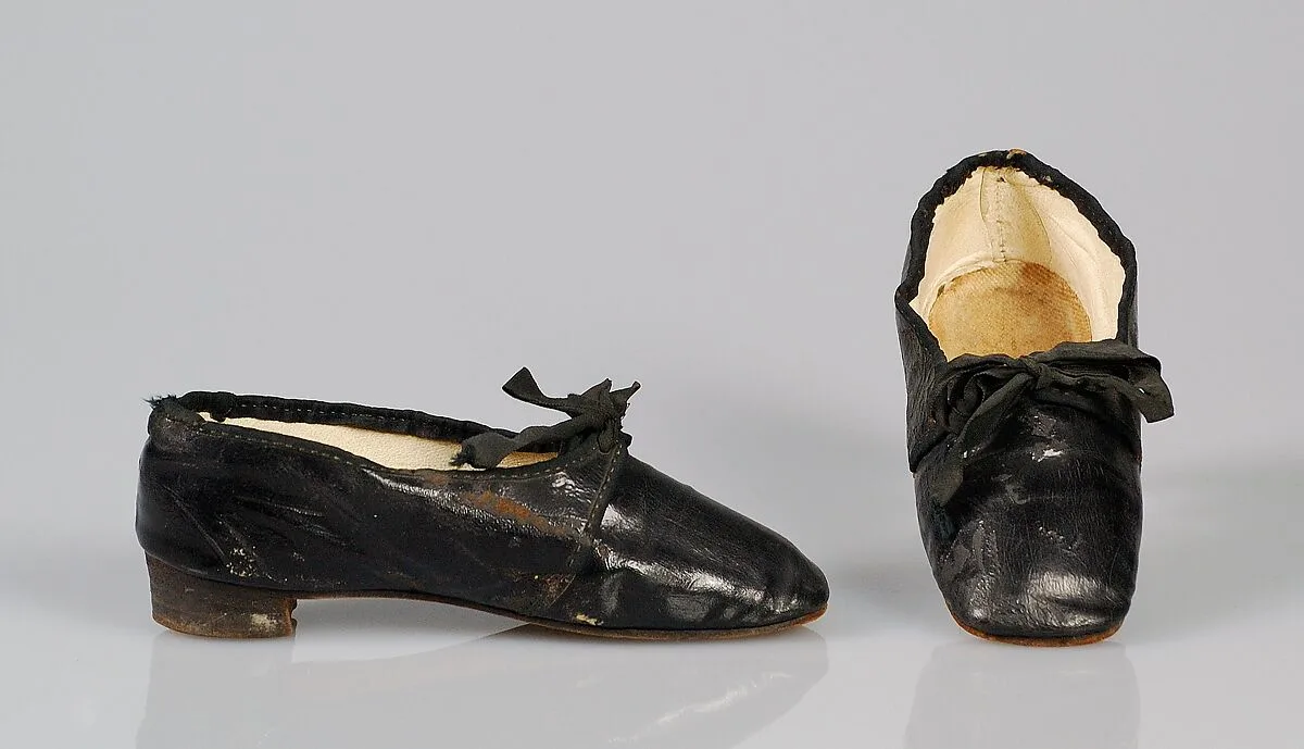 Shoes — Unknown