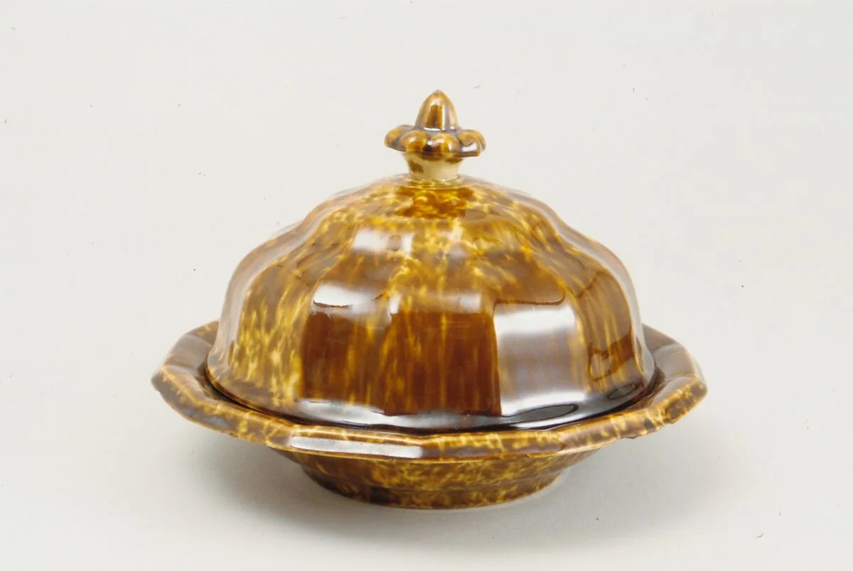 Covered Butter Dish — United States Pottery Company