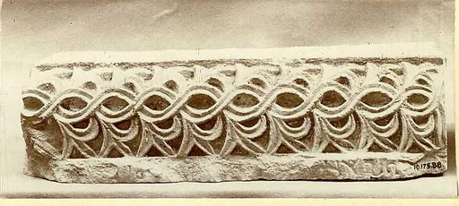 Fragment from a Molding with Intertwined Vines and Acanthus Leaves