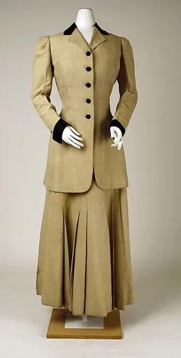 Suit