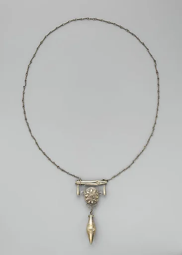 Necklace: Pendant