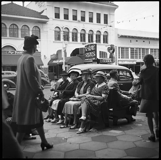[Women Seated on Benches, St. Petersburg, Florida]