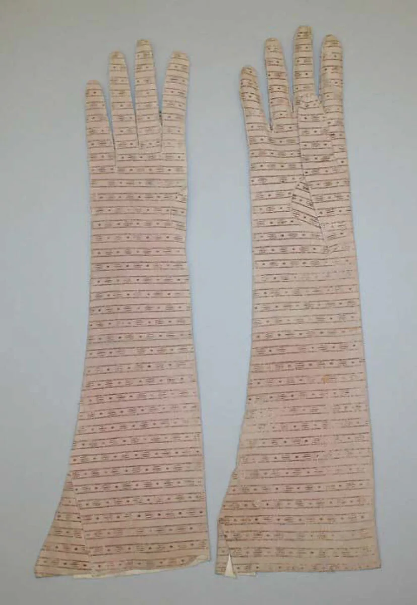Gloves — Unknown