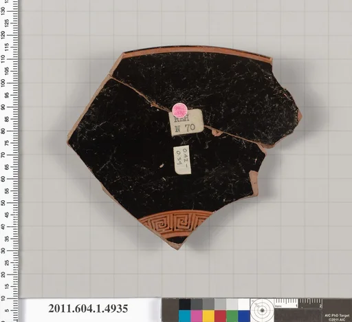 Terracotta rim fragment of a kylix (drinking cup)