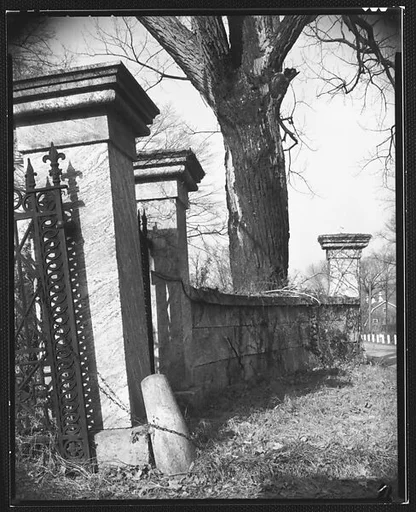 [Gatepost of Cochran House, Croton Falls, New York]