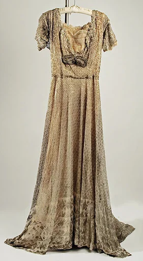 Ball gown
