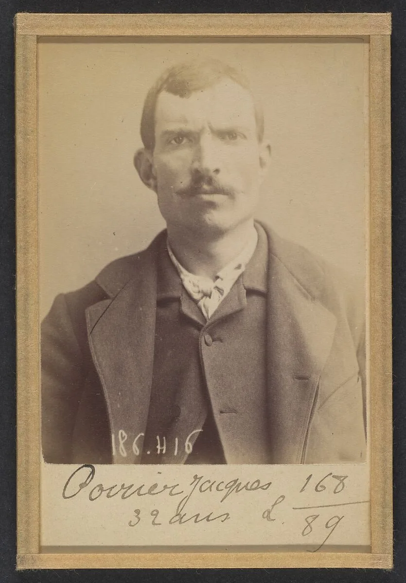 Poirier. Jacques, Étienne. 30 ans, né à Gien (Loiret). Garçon de marchand de vins. Anarchiste. 30/4/92. — Alphonse Bertillon