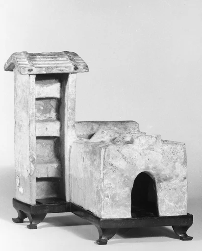 東漢 鉛綠釉陶明器建築模型(一組)|Stove