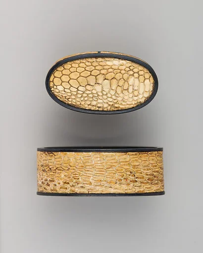Sword-Hilt Collar and Pommel (Fuchigashira)