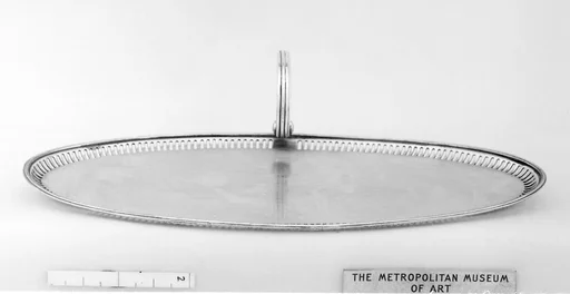 Pen tray