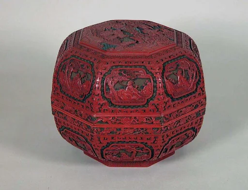 清晚期 剔彩開光道教人物圖漆盒|Box with Daoists welcoming immortal Shoulao