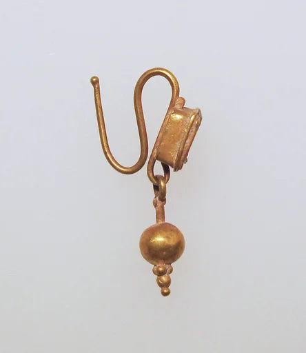 Earring-hook type with pendant