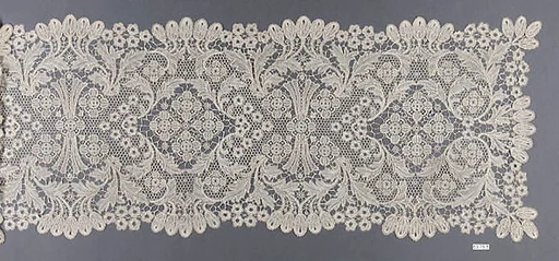 Table scarf