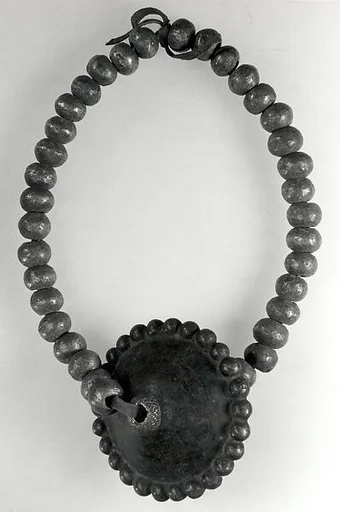 Necklace: Pendant