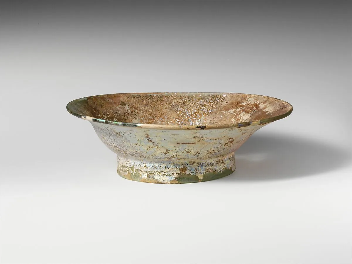 Glass dish — Unknown