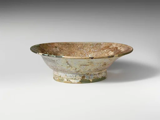 Glass dish