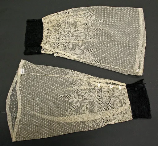 Undersleeves