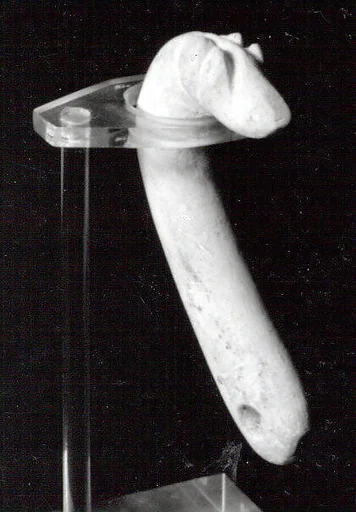 Pendant in the form of an animal head