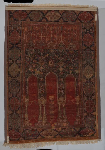 Prayer Rug with Coupled Columns