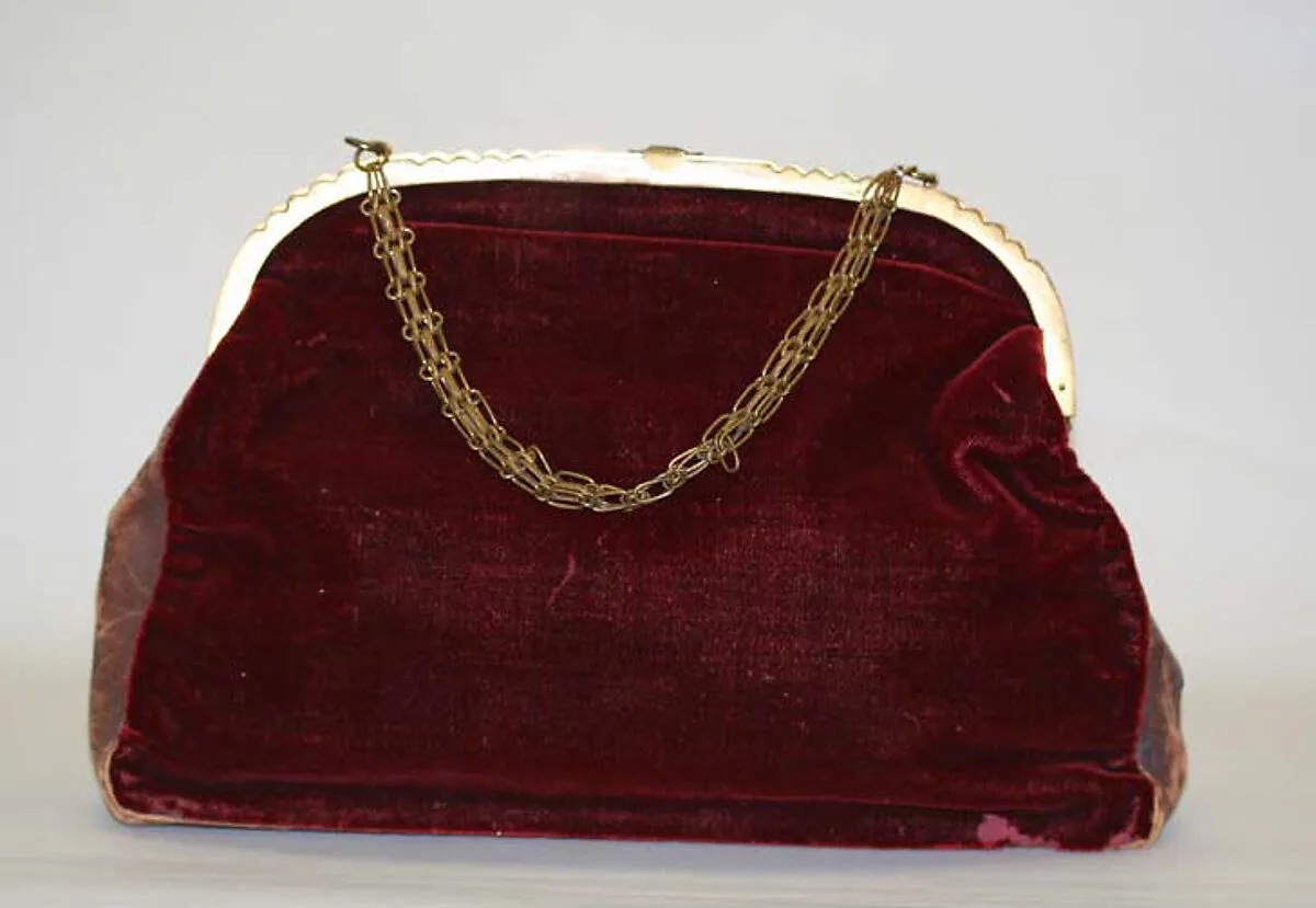 Purse — Unknown