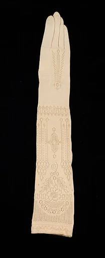 Evening gloves