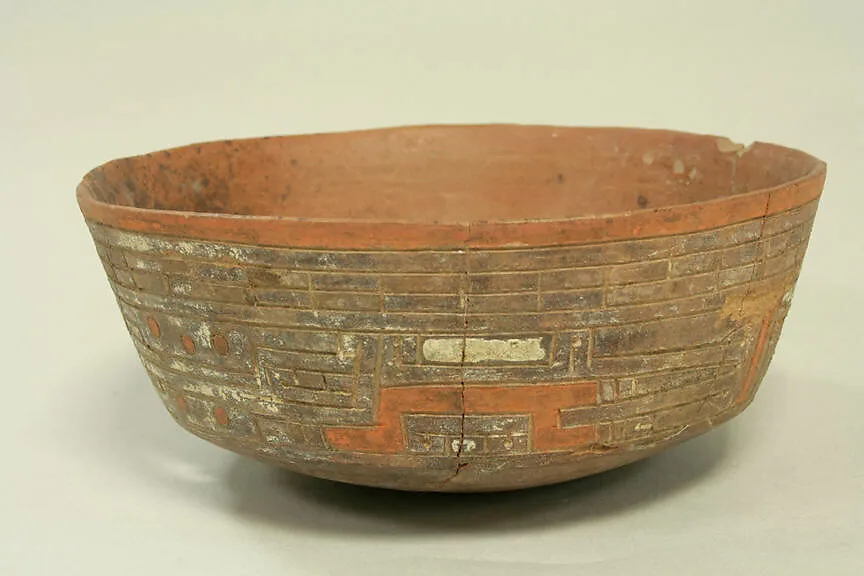 Incised bowl with fox motif — Unknown