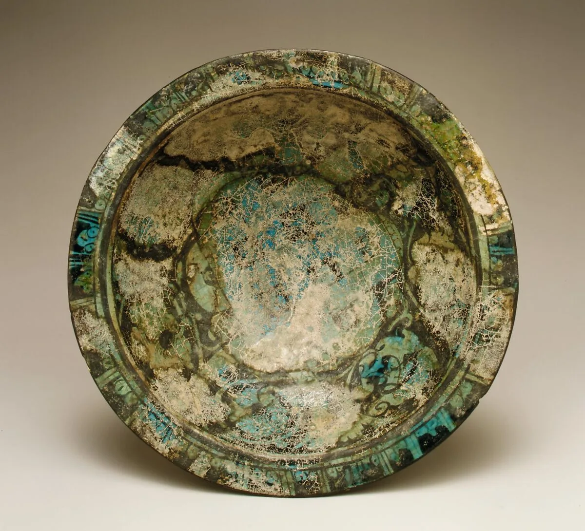 Bowl with Knotted Dragons — Unknown