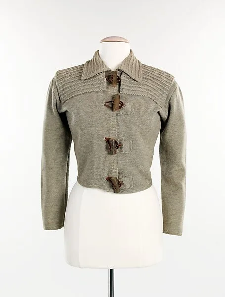 Sweater — Elsa Schiaparelli