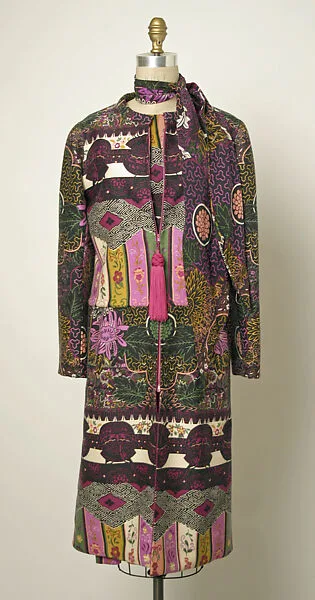 Ensemble — Valentino