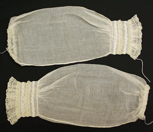 Undersleeves