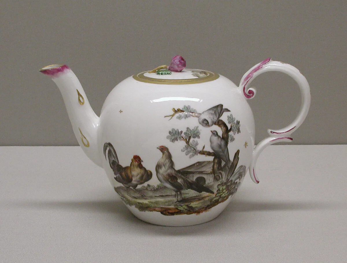 Teapot — Höchst Manufactory