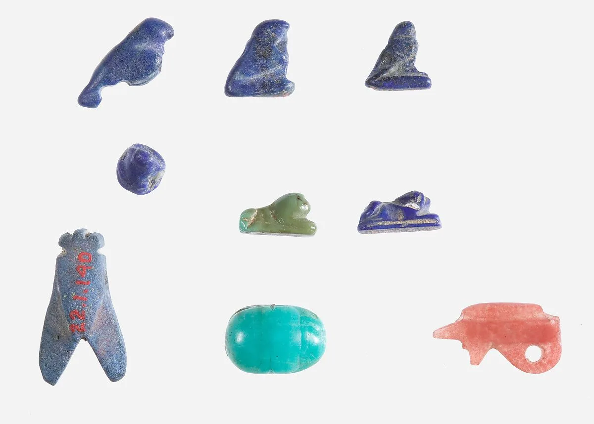 Falcon amulet — Unknown