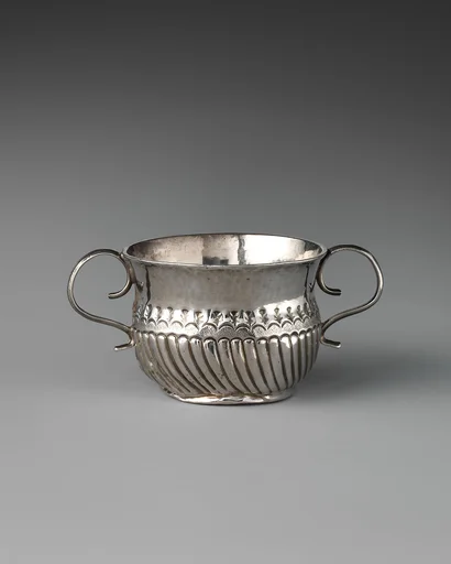 Miniature cup