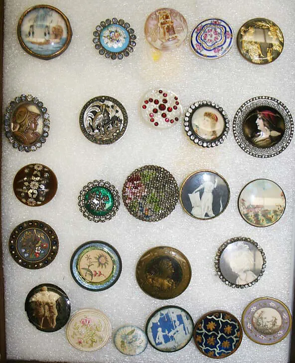 Button — Unknown