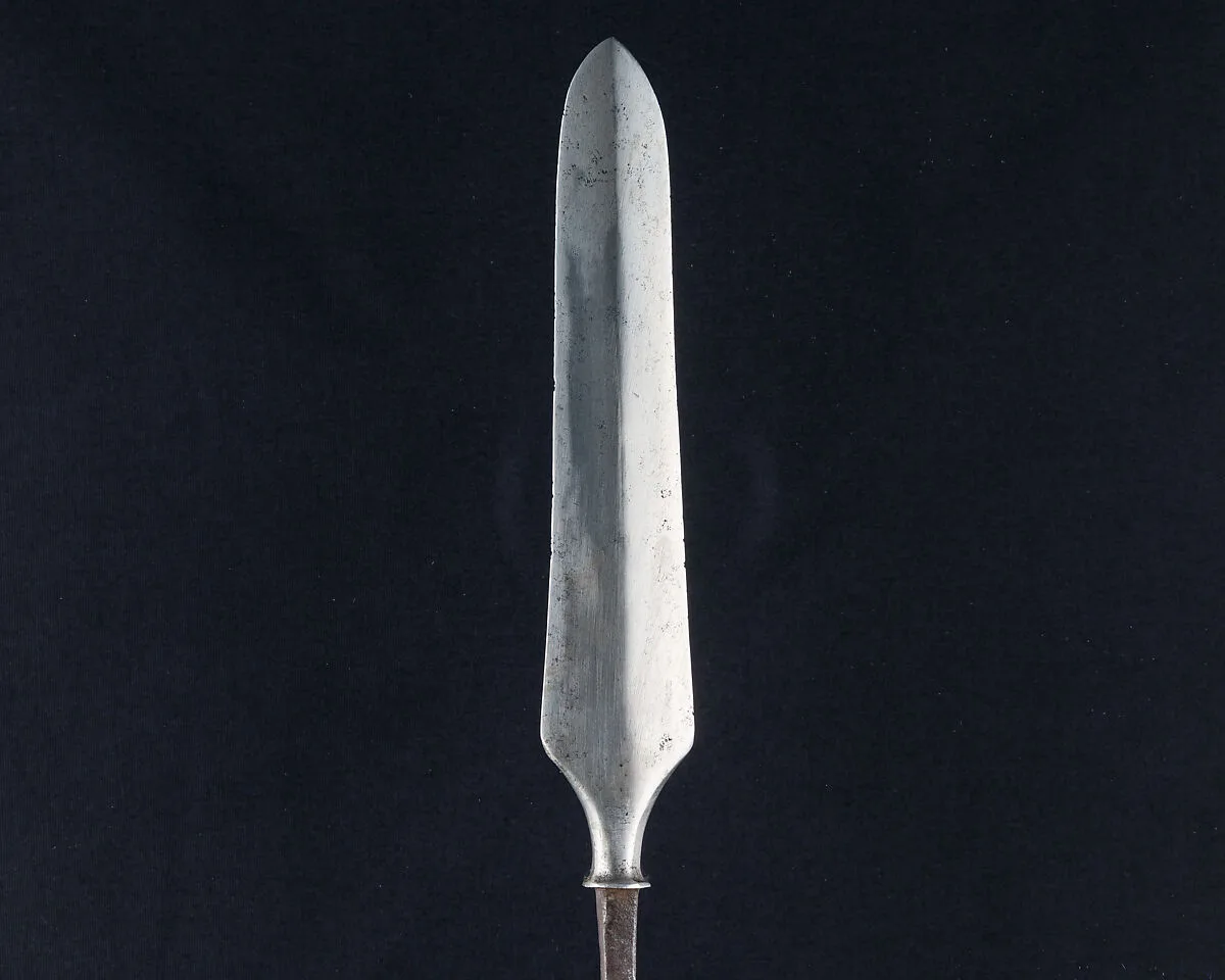 Arrowhead (<i>Yanone</i>) — Unknown