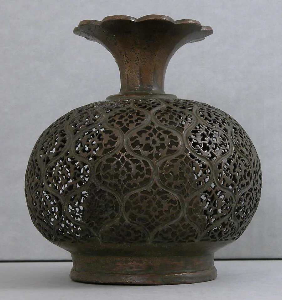 Vase — Unknown