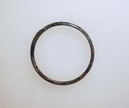 Glass bracelet