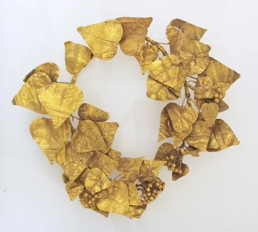 Wreath of ivy