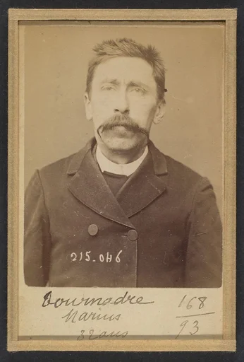 Tournadre. Jacques (ou Eugène). 32 ans, né à Marchal (Cantal). Journaliste. Anarchiste. 3/3/94