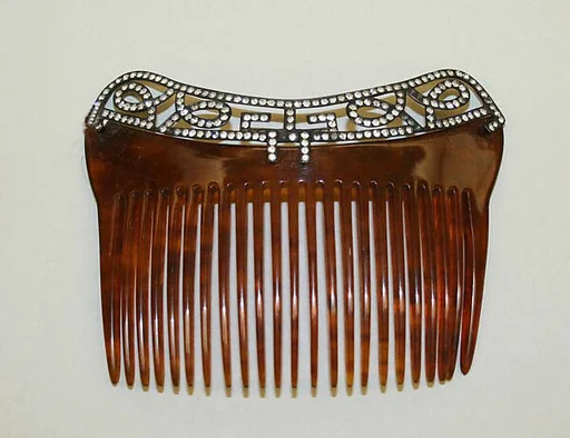 Comb