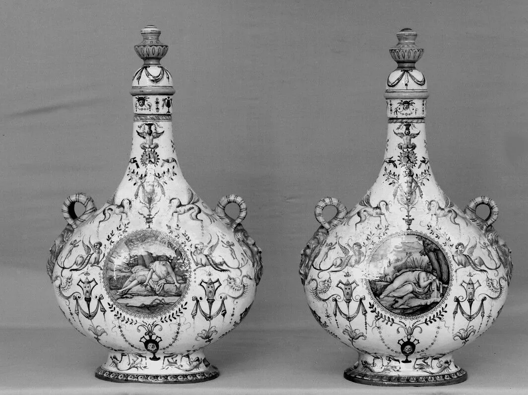 Pilgrim bottle — Unknown