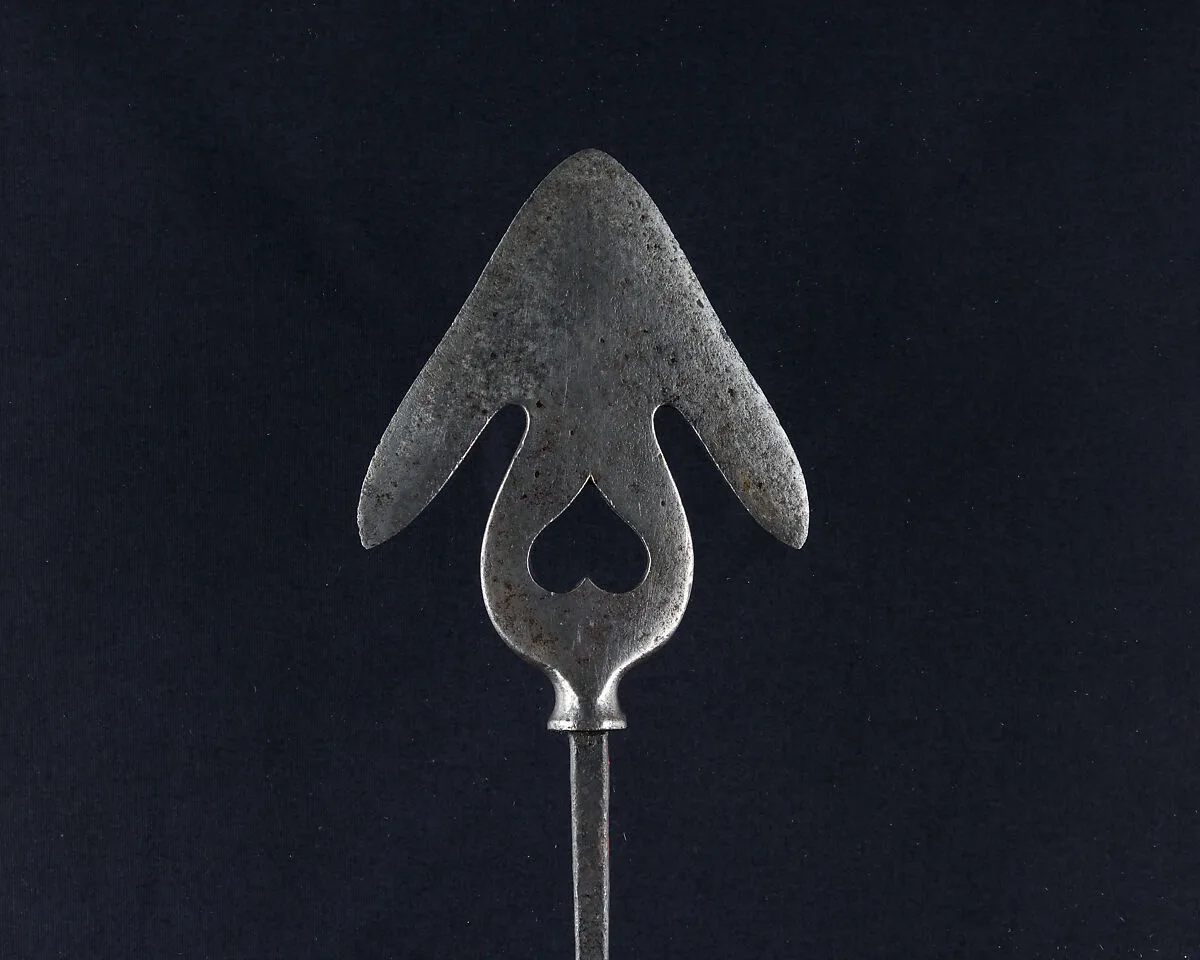 Arrowhead (<i>Yanone</i>) — Unknown