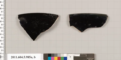 Terracotta rim fragments of kylikes (drinking cups)