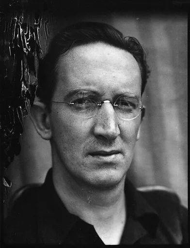 [Dwight MacDonald]