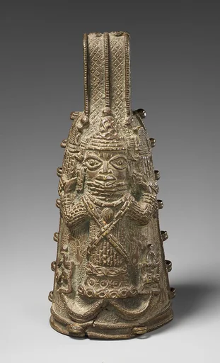 Altar Bell: Fish-Legged King