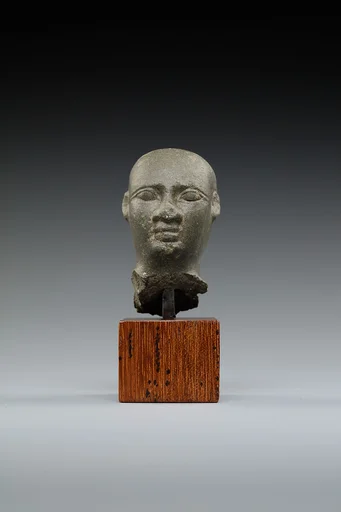Head from the figure of an official