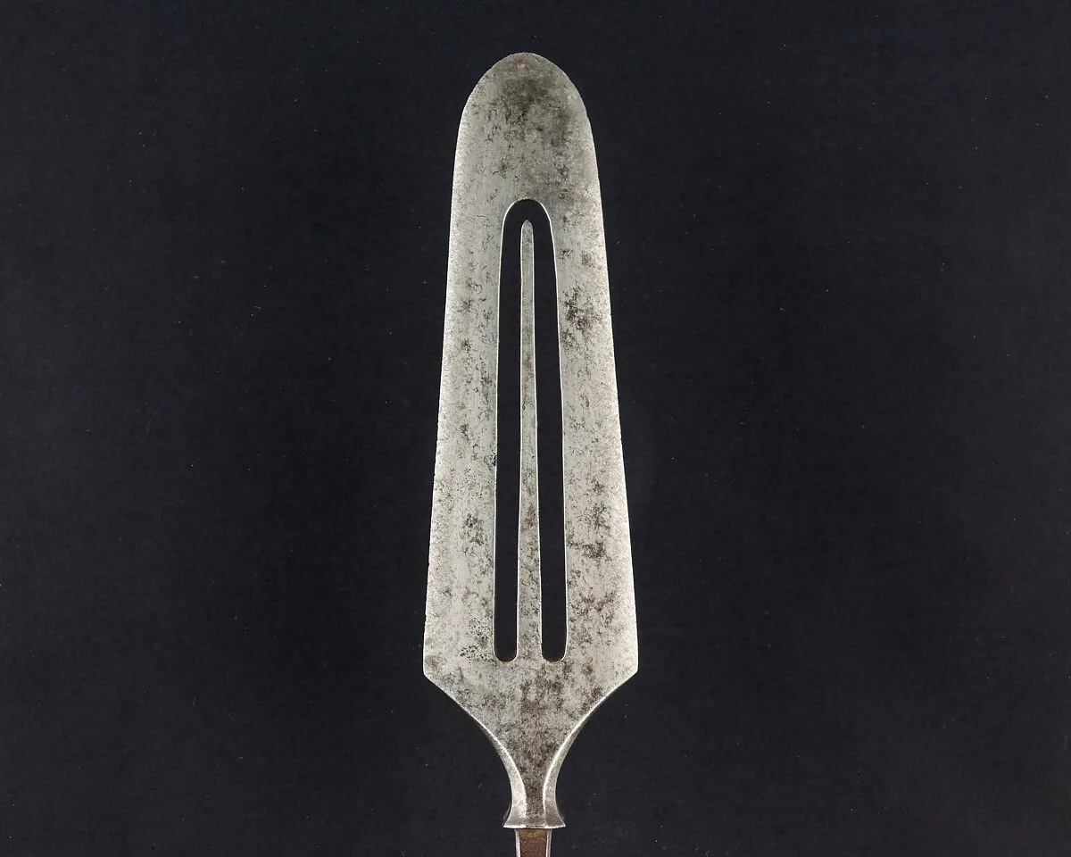 Arrowhead (<i>Yanone</i>) — Unknown