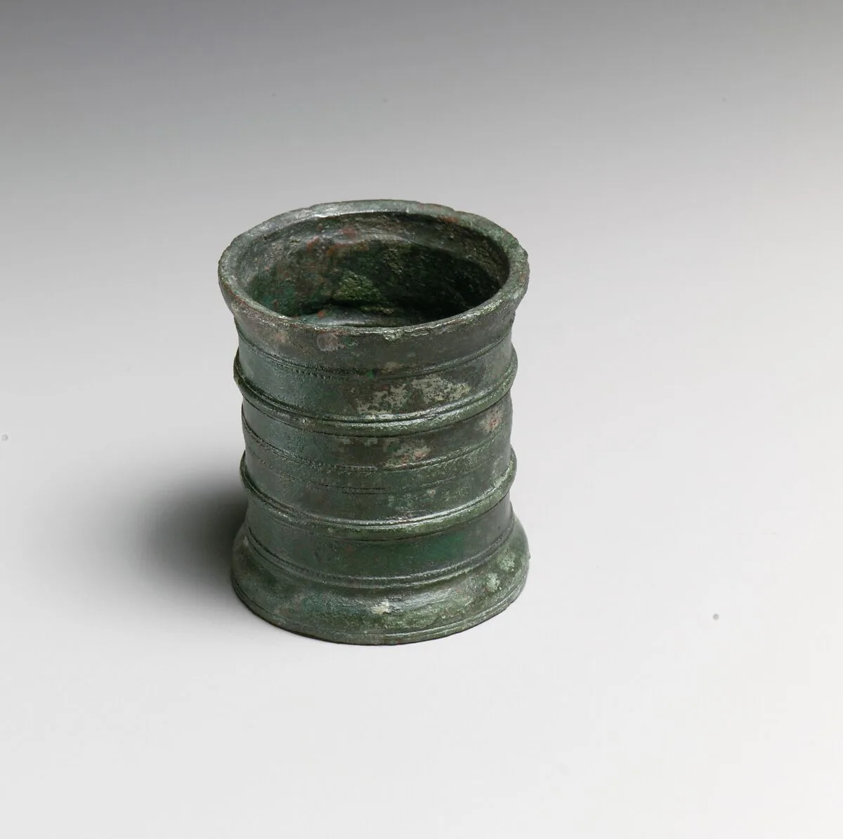 Bronze cylindrical cup — Unknown
