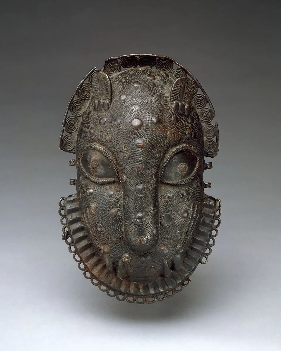 Hip Ornament: Leopard Head — Unknown